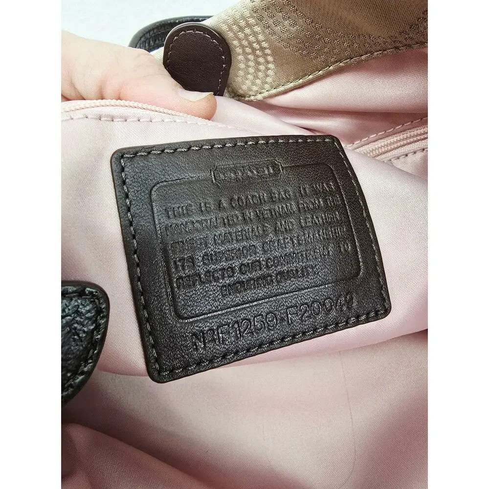 Coach Ashley Signature Shoulder Bag Purse Gold